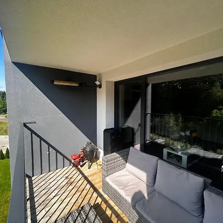 Hipodromo Street Апартаменти *